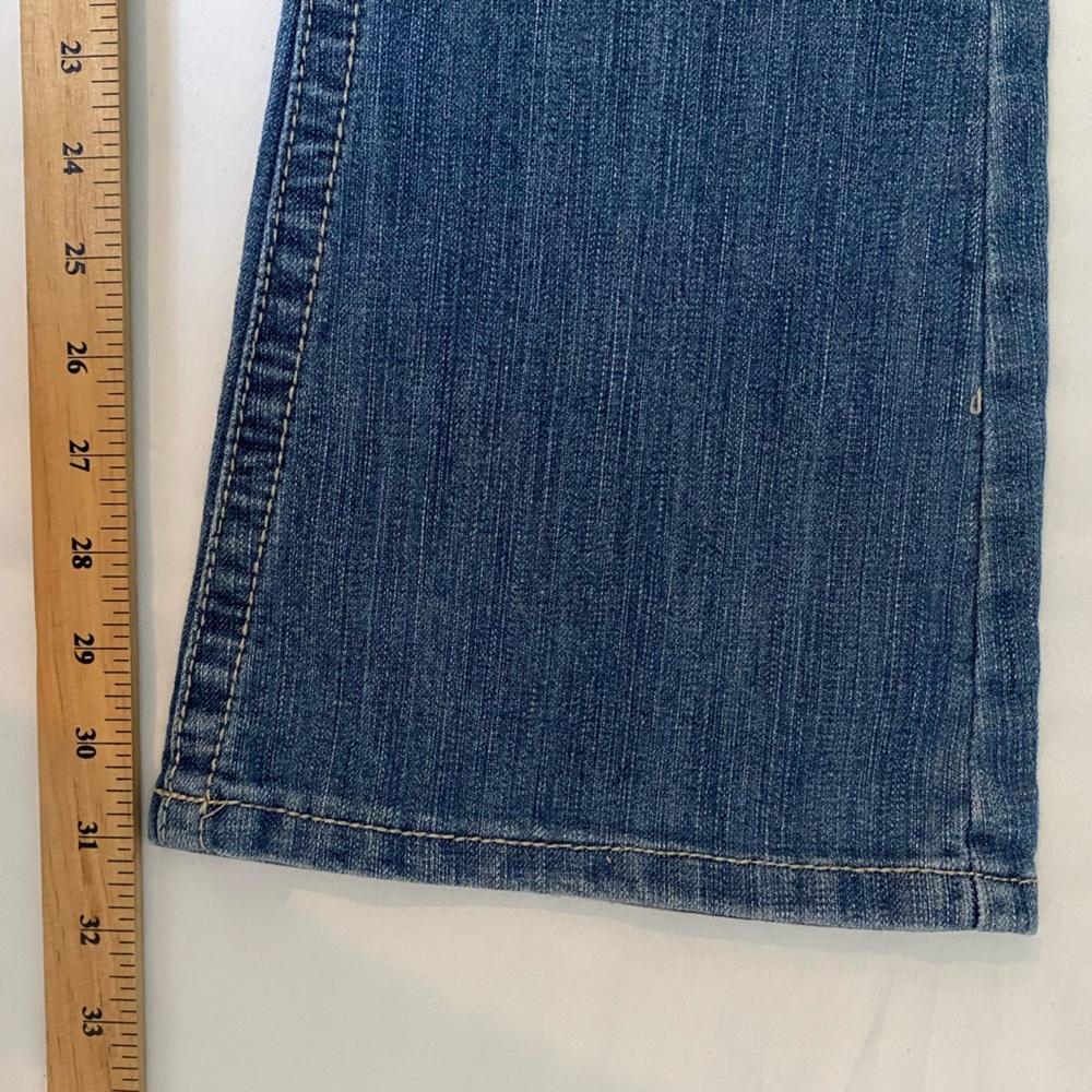 Vintage 00s Y2K Low Rise Flare Jeans, Size 8/9 30" Waist, Grunge Gothic Vibes - Picture 8 of 10